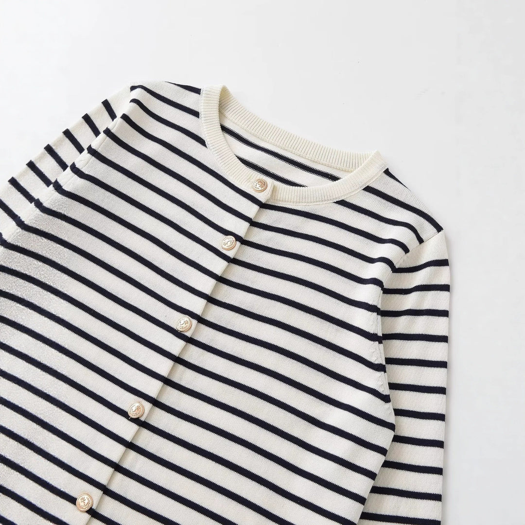 Damen Maritimer Feinstrick-Cardigan mit Zierknopfleiste und Rundhalsausschnitt Drune