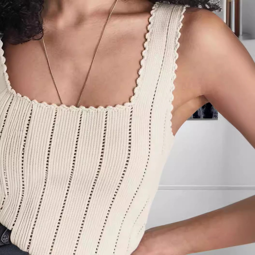 Damen Stricktop mit modernen Lochmuster Drune