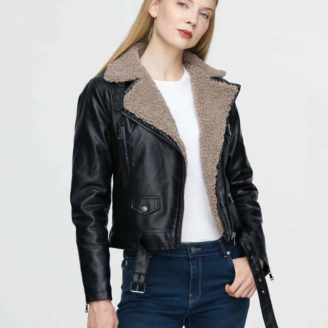 Damen stylische Lammfell-Bikerjacke mit doppeltem Reißverschluss und taillierbarem Gürtel Drune