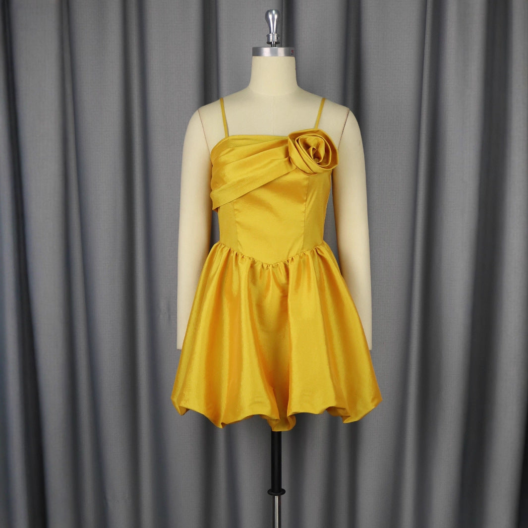 Damen Verspieltes Minikleid mit asymmetrischem Oberteil und floralem Detail Drune