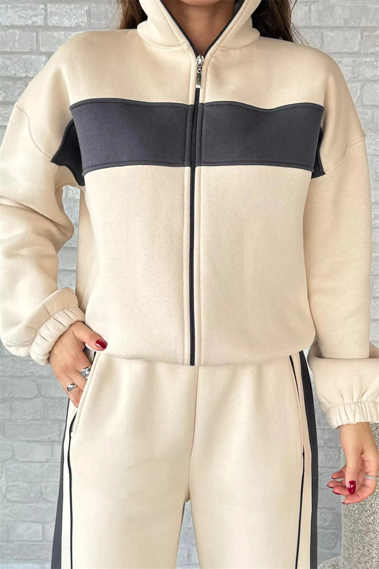 Damen Komfortables Campus-Lounge-Set mit kurzem Reißverschluss-Top und Seitenstreifen-Jogger Drune