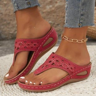 Damen Komfortable Zehentrenner-Sandalen mit floralem Schnitt Drune