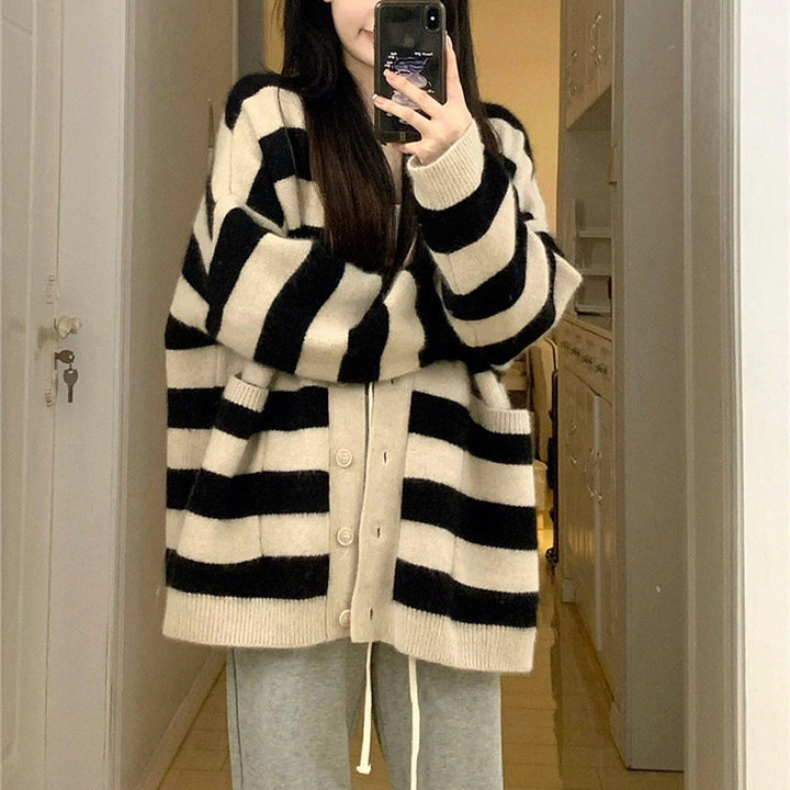 Damen Oversized Strickjacke mit breiten Streifen und praktischen Taschen Drune