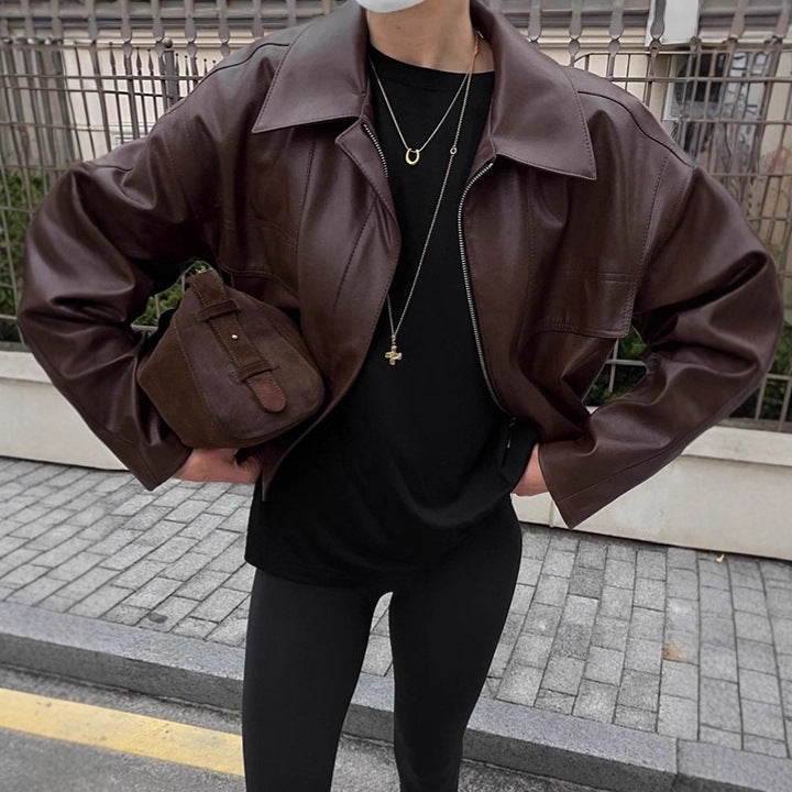 Damen cropped Lederjacke mit robustem Kragen und praktischen Taschen Drune
