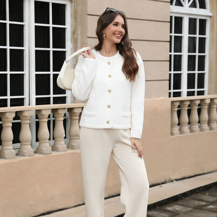 Damen Elegante Strickjacke mit Rundhals, Zierknöpfen und aufgesetzten Taschen Drune