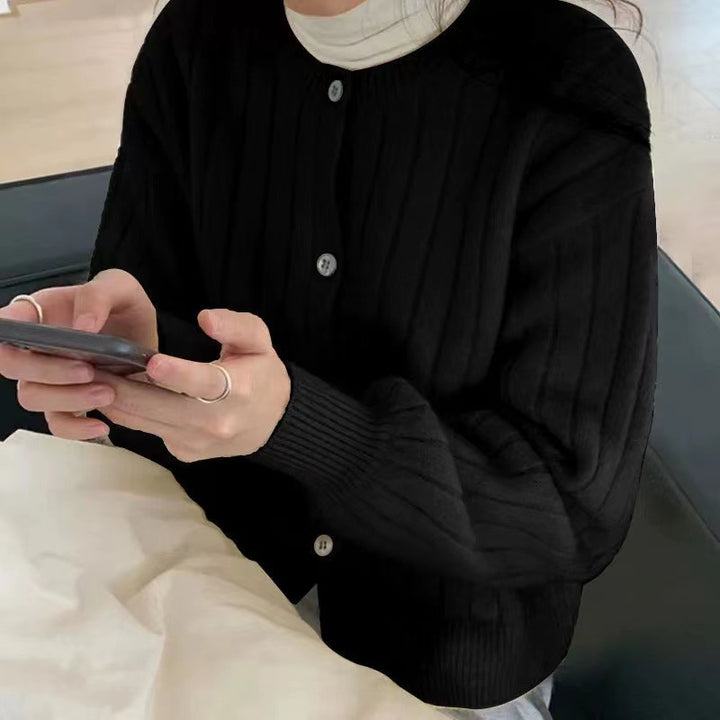 Damen kuschelige Strickjacke mit feiner Rippstruktur und Knopfdetails Drune