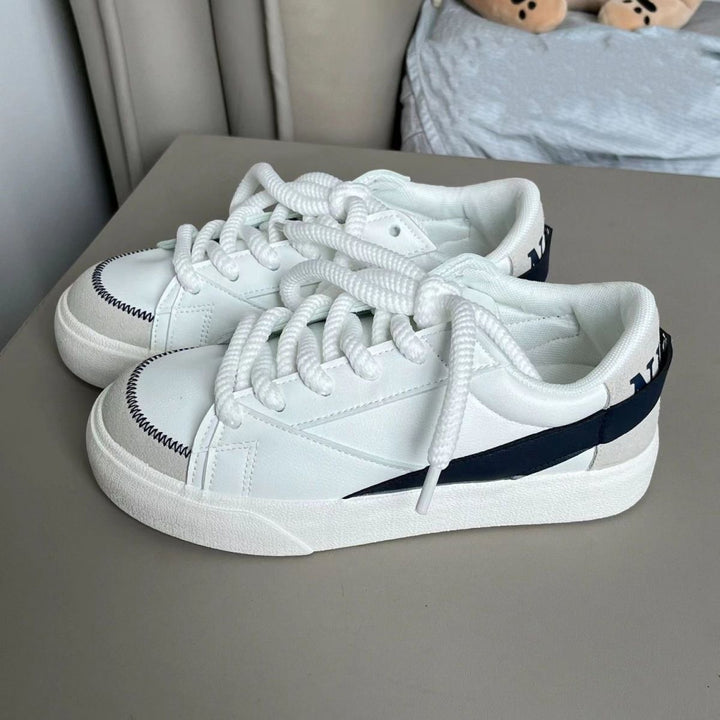 Damen Sportliche Sneaker mit robustem Obermaterial und klassischem Design Drune