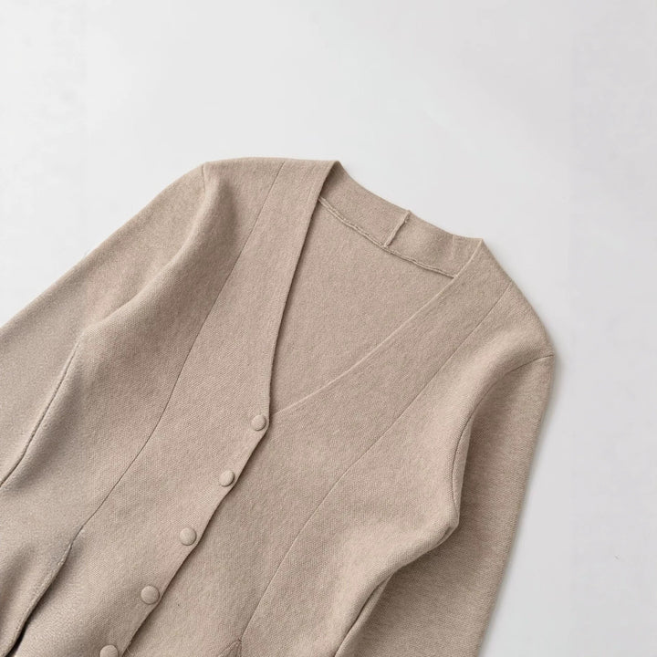 Damen Figurformende Strickjacke mit V-Ausschnitt und Taillenbetonung Drune