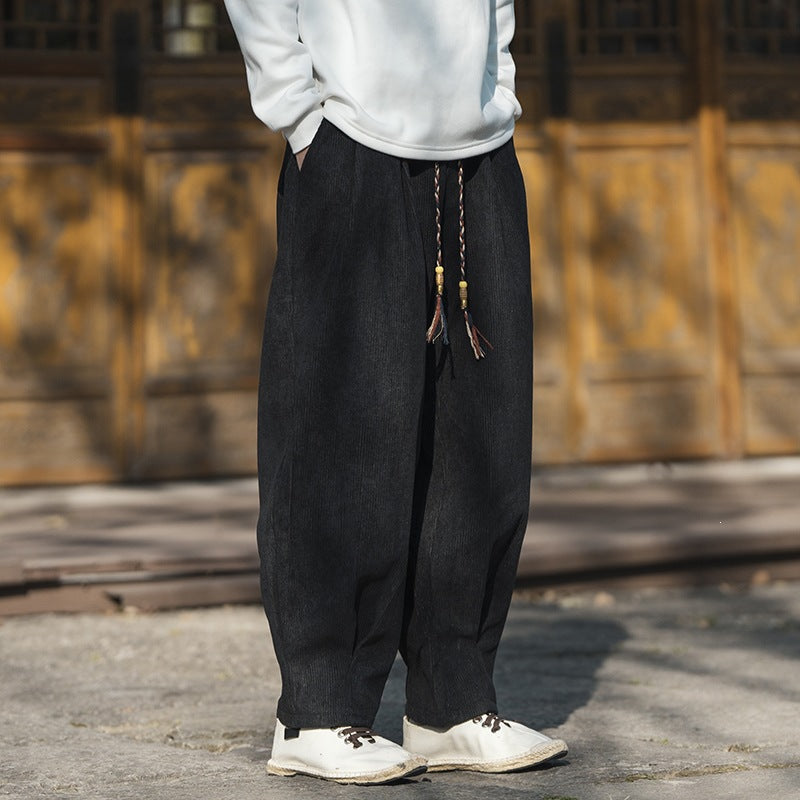 Herren Weit geschnittene Kordhose mit Tunnelzug, Bundfalten und Relaxed-Fit Drune