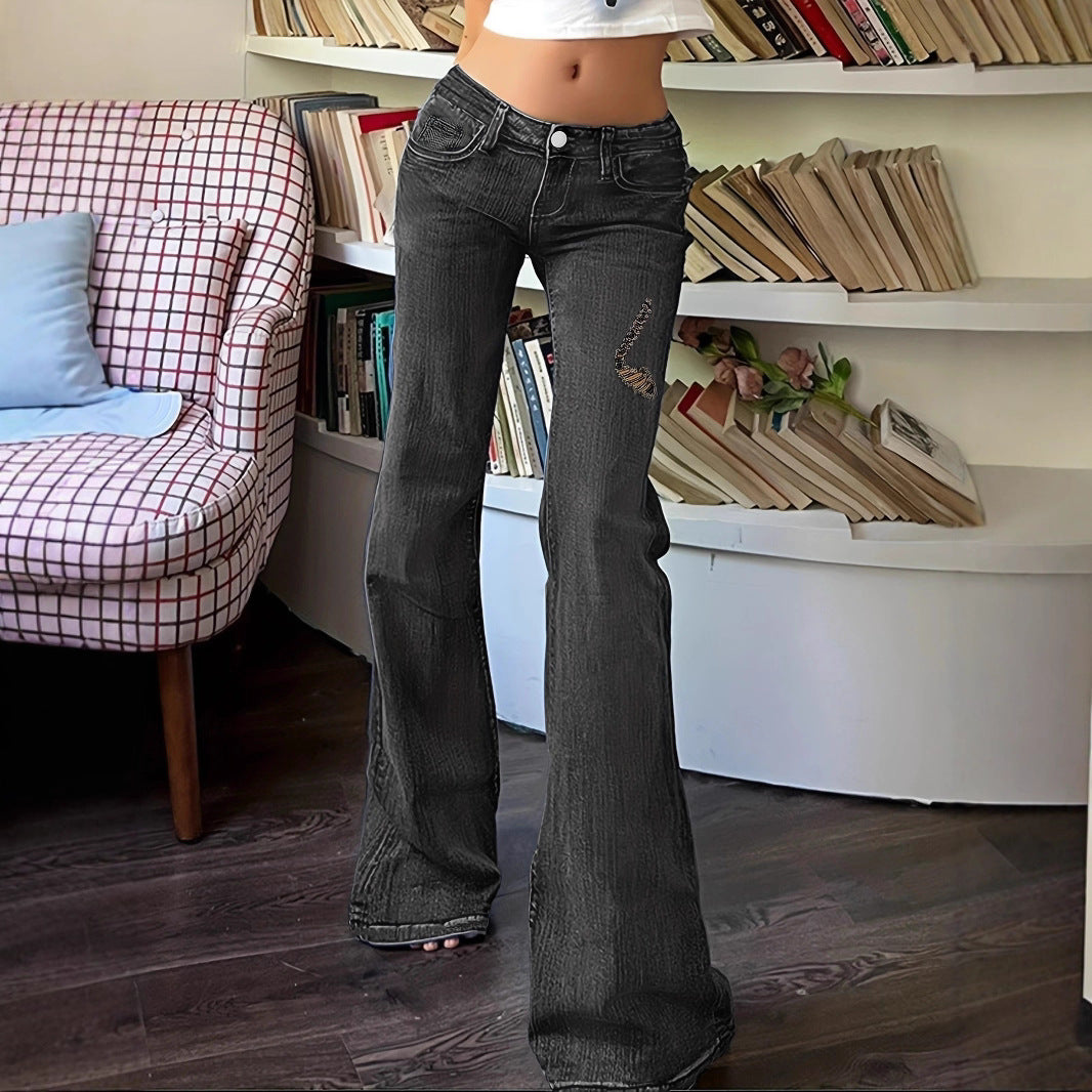 Damen Hochtaillierte Flared-Jeans mit ausgestelltem Bein, dezenter Stickerei & verlängertem Saum Drune