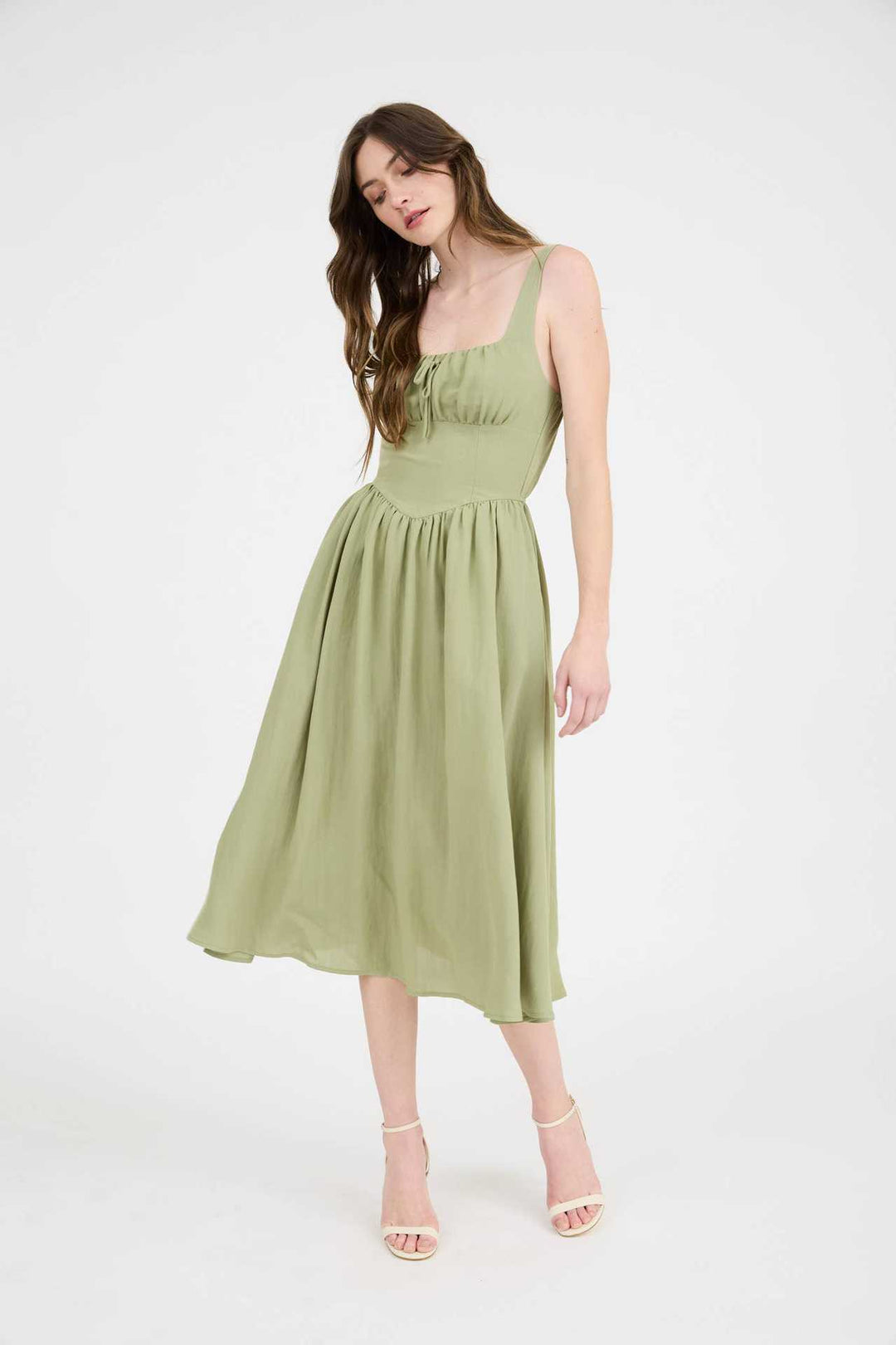 Damen elegante Sommermittelkleid mit tiefem Ausschnitt und praktischen Taschen Drune