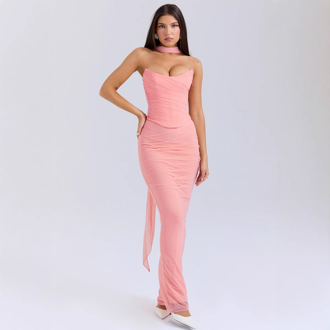 Damen figurbetontes Abendkleid mit schulterfreiem Design und raffinierten Drapierungen Drune