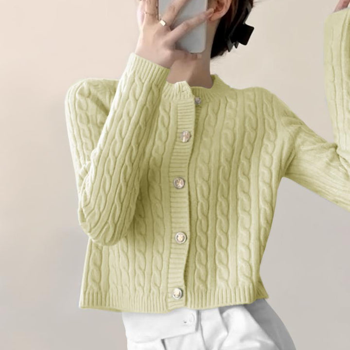 Damen Grobstrickjacke mit Knopfverschluss und schönem Zopfmuster Drune