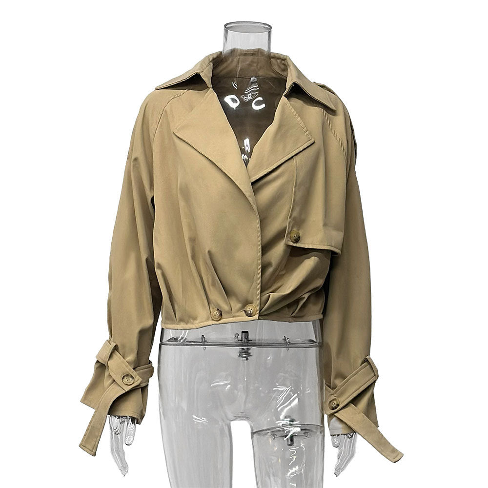 Damen kurz geschnittene Jacke mit großflächigem Revers und Bindeband Drune