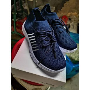 Damen atmungsaktiver Strick-Sneaker mit flexibler Segmentsohle und Komfortfußbett Drune