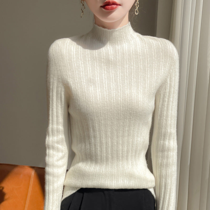 Damen Schmal geschnittener Feinstrick-Pullover mit kurzem Stehkragen und feiner Rippenstruktur Drune