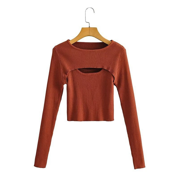 Damen Kurz geschnittenes Rippstrick-Top mit asymmetrischen Cut-Outs und Rundhalsausschnitt Drune