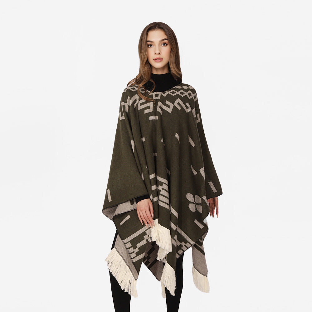 Damen V-Ausschnitt-Poncho im Jacquard-Strick mit Fransenabschluss Drune