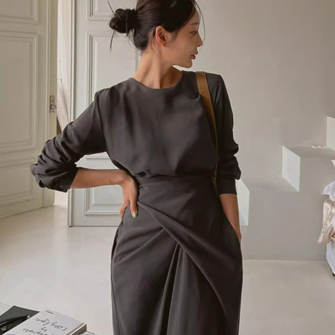 Damen Modernes Longkleid mit überlappender Taillenpasse, verdeckten Eingrifftaschen und kastiger Silhouette Drune