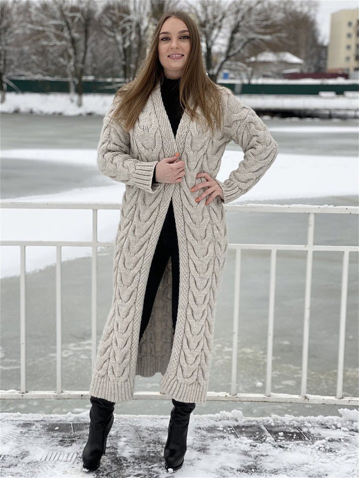Damen Grobstrick-Mantel mit markantem Zopfdesign und offenem Schnitt Drune