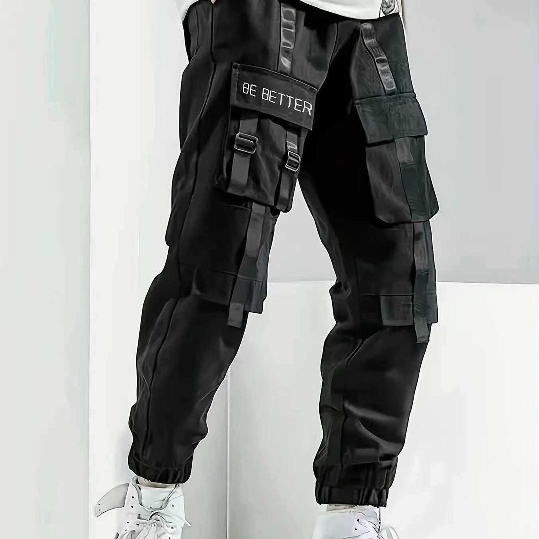 Herren Utility-Cargohose im Joggerstil mit Multifachtaschen, Ziergurten & Kordelbund Drune