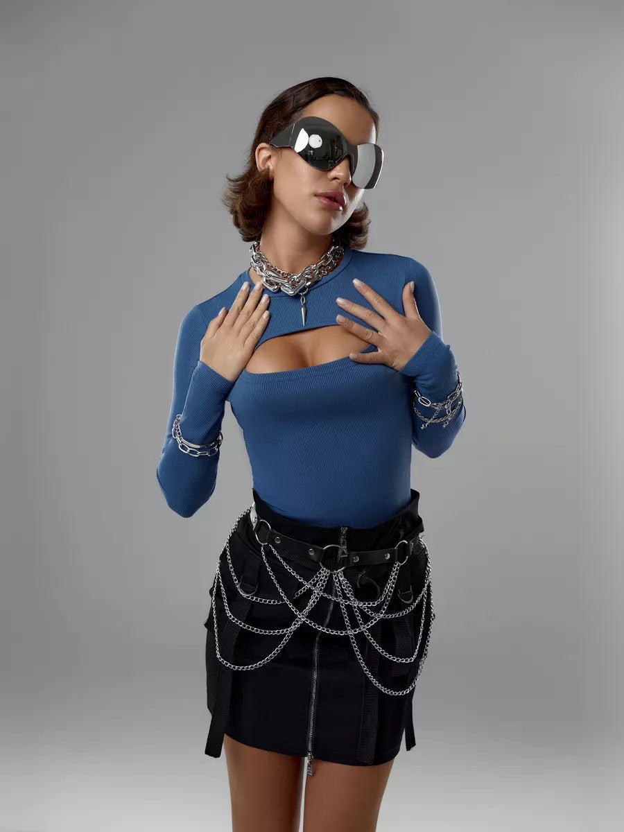 Damen Langarmshirt mit kreativem Ausschnitt und feiner Rippstruktur