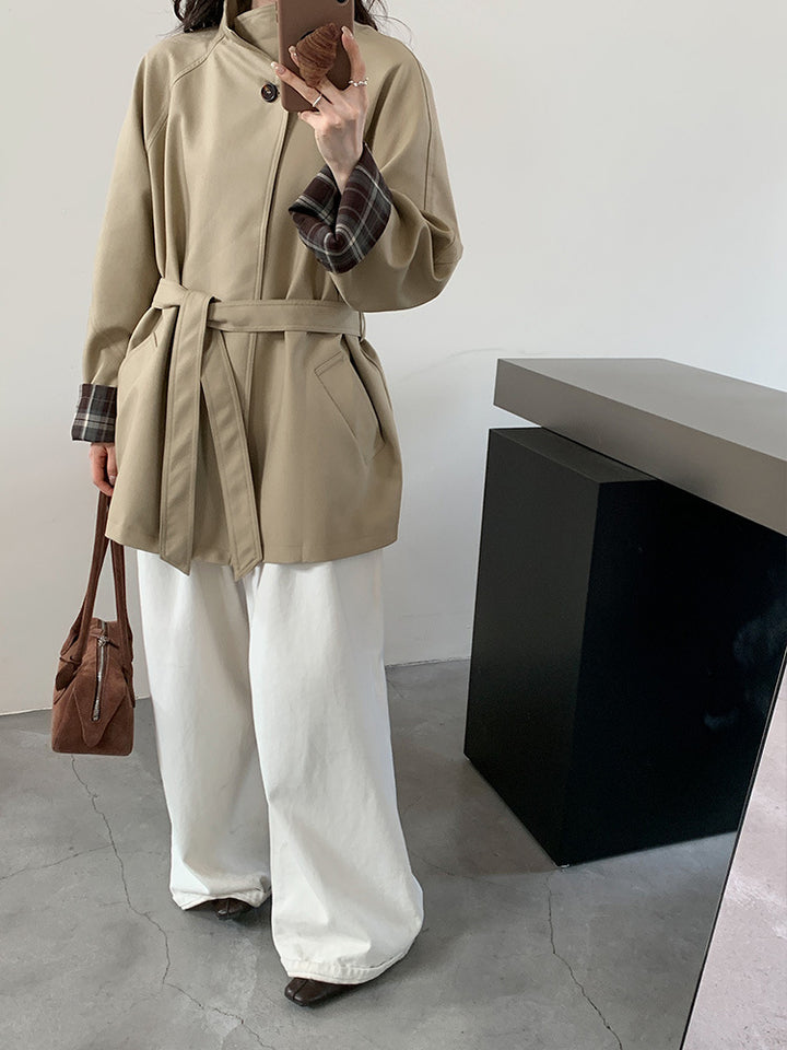 Damen Kurzjacke im Parka‑Stil mit Taillengürtel und kariertem Ärmelfutter Drune