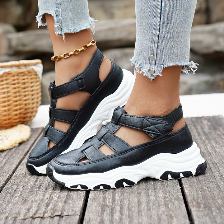 Damen  sportive Plateau-Sandalette im Sneakerstil mit verstellbaren Riemen und dämpfender EVA-Sohle Drune