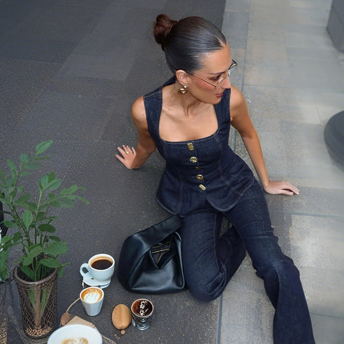 Damen Jeans-Overall mit taillierter Silhouette und eleganten Knopfdetal