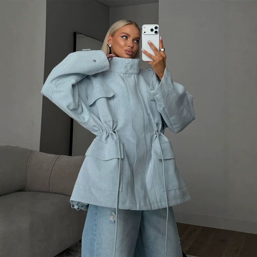Damen Oversize Utility-Jacke mit Tunnelzugtaillierung, hohem Stehkragen und Pattentaschen Drune