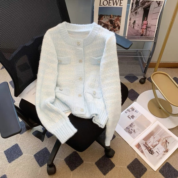 Damen weich strukturierte Strickjacke mit Knopfdetail und Taschen Drune