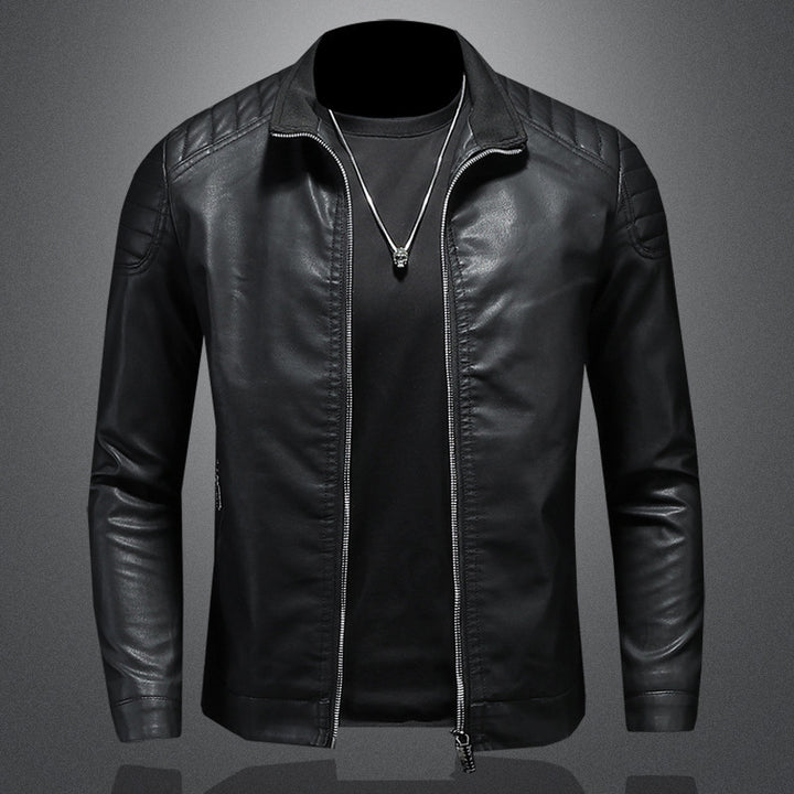 Herren Schlanker Lederimitat‑Blouson mit Stehkragen und gesteppter Schulterpartie Drune