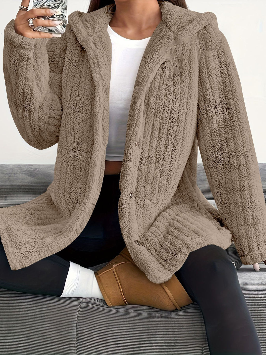Damen Kuschelige Kapuzenjacke mit Knopfdetails Drune