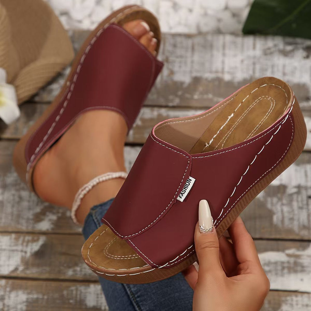 Damen bequeme Clogs mit ergonomischer Fußbett und modischem Riemendesign Drune