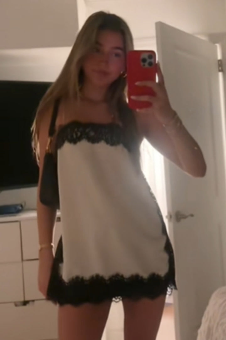 Damen elegantes Nachthemd mit Spitzenverzierungen Drune