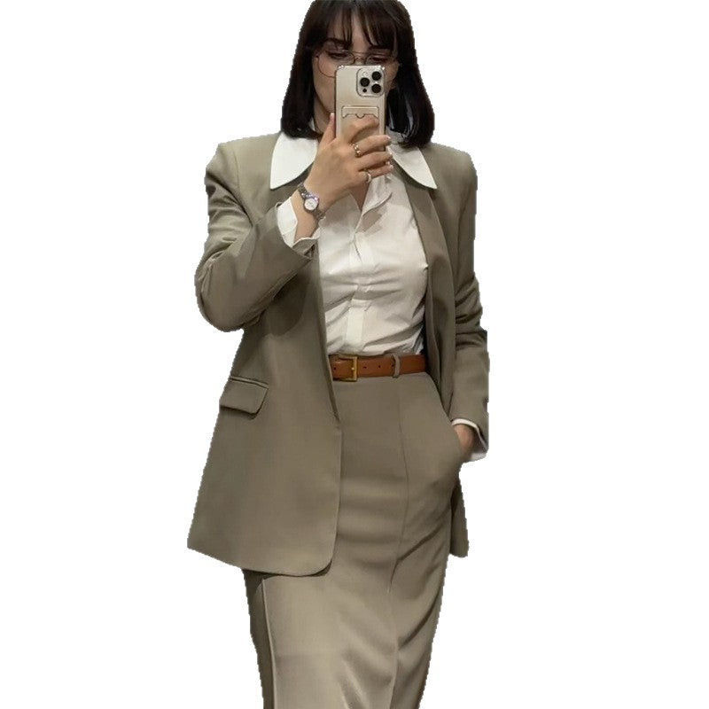 Damen eleganter Business-Anzug mit tailliertem Blazer und figurbetonter Skirt Drune