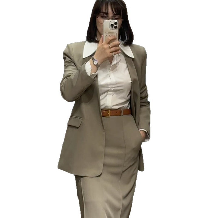 Damen eleganter Business-Anzug mit tailliertem Blazer und figurbetonter Skirt Drune