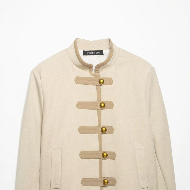 Damen Kurze Jacke im militärisch inspirierten Stil mit Stehkragen und Zierriemen Drune