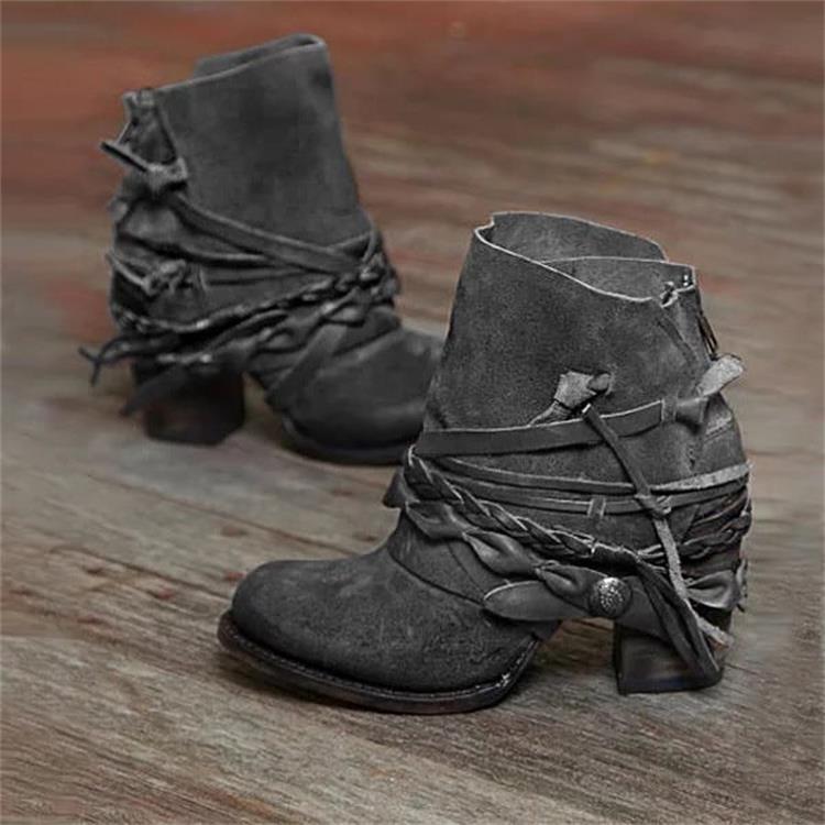 Damen Vintage Western-Ankleboots aus Velourslederoptik mit geflochtenen Zierriemen und niedrigem Blockabsatz Drune