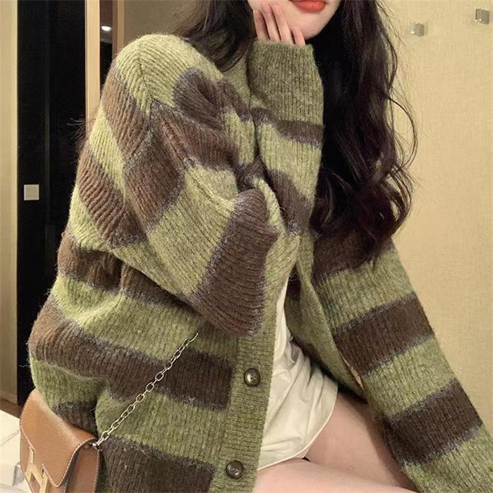 Damen Grobstrickjacke mit modischem Streifenmuster und lässigem Schnitt Drune
