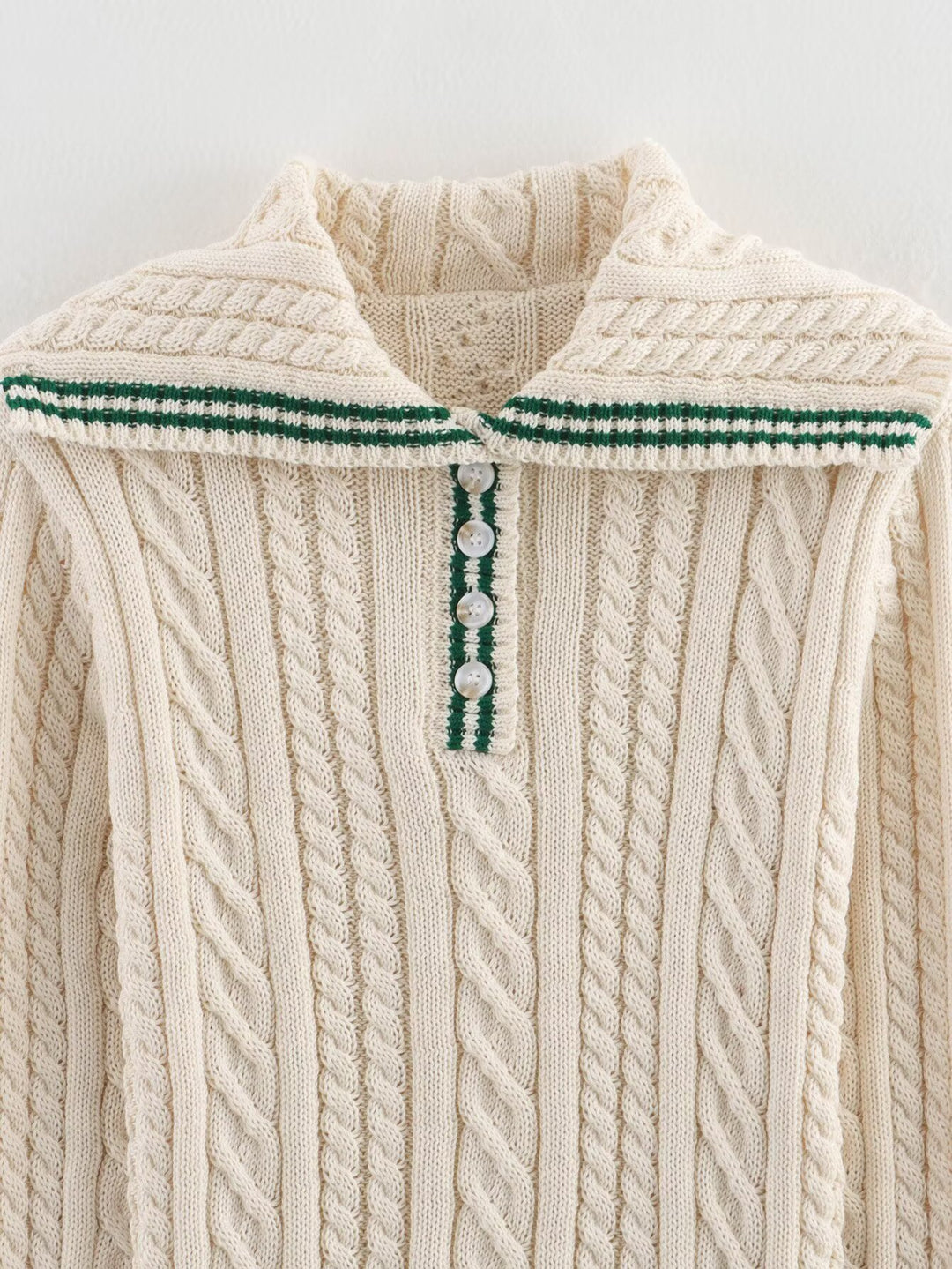 Damen Strickpullover mit klassischem Stehkragen und zeitlosem Zopfmuster Drune