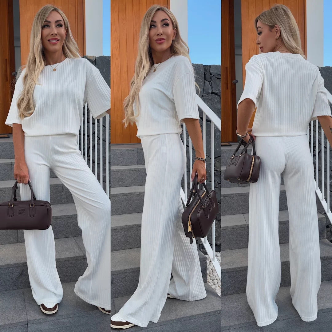 Damen weiches geripptes Lounge-Set mit Oversize-Viskoseshirt und High-Waist Schlaghose Drune