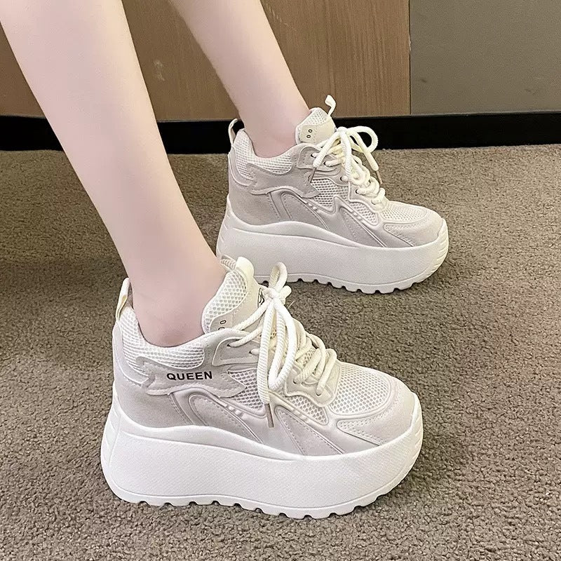 Damen Plattform Sneaker mit atmungsaktivem Mesh und sportlichem Design Drune