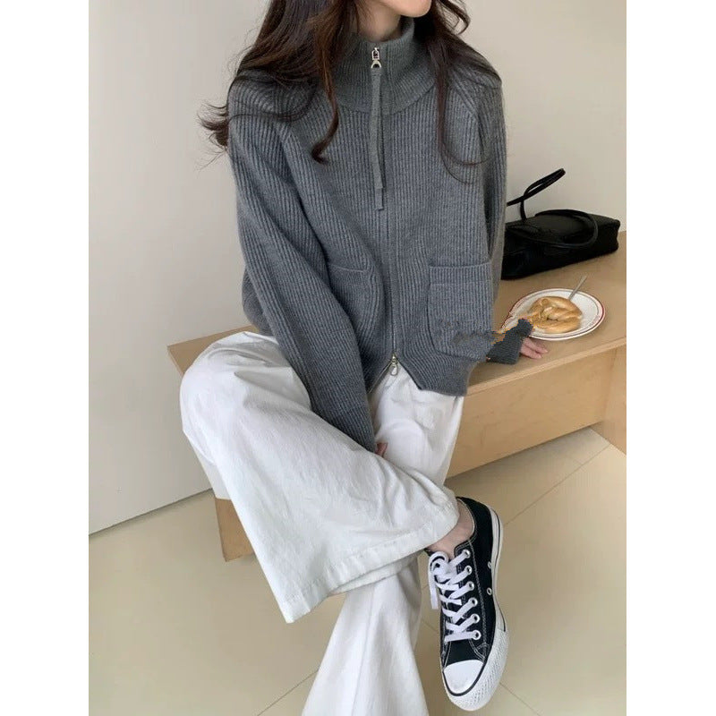 Damen Strickjacke mit hohem Kragen und praktischen Taschen Drune