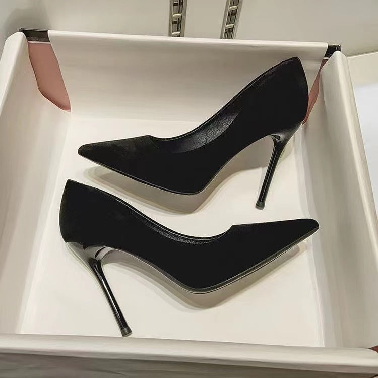 Damen Stiletto-Pumps mit Veloursfinish, gepolsterter Komfortinnensohle und schlankem Absatz Drune