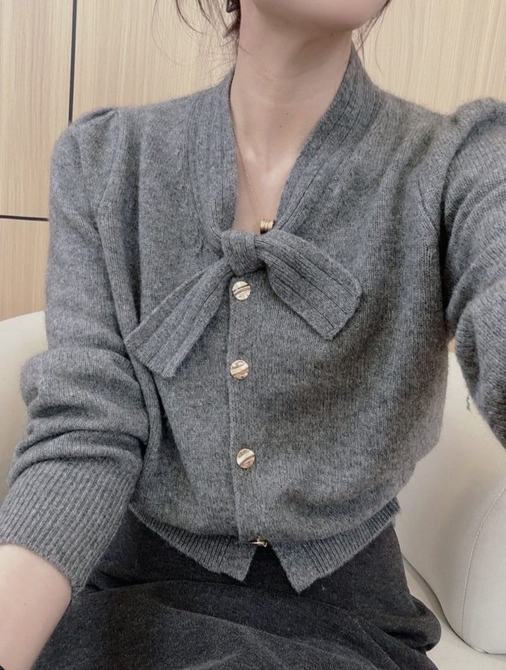 Damen elegante Strickjacke mit Schleifenakzent und hochwertigen Knöpfen Drune