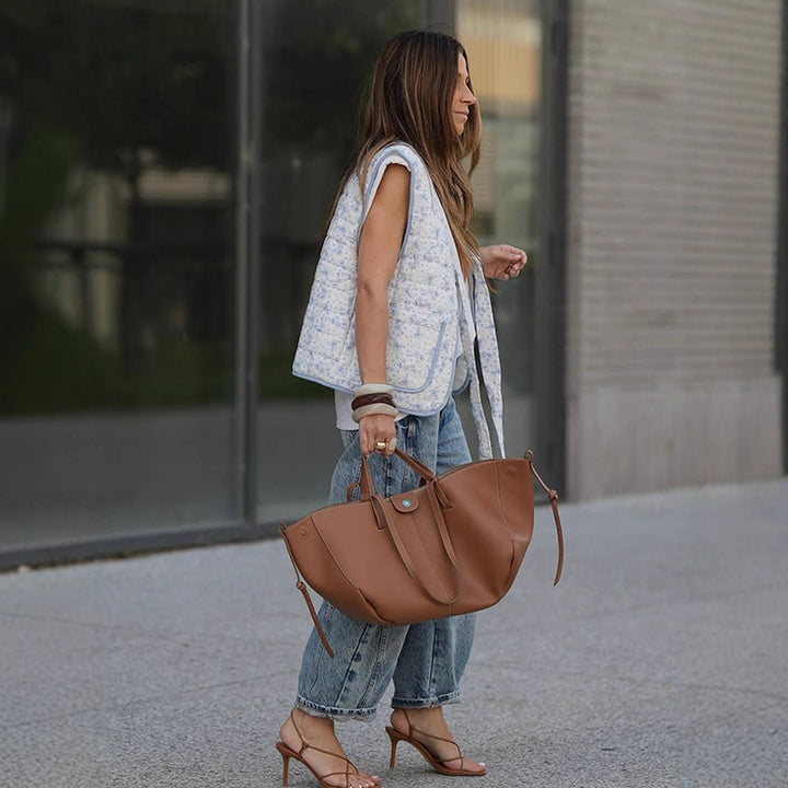 Damen Geräumiger Leder-Shopper mit geschwungener Silhouette und Magnetverschluss Drune