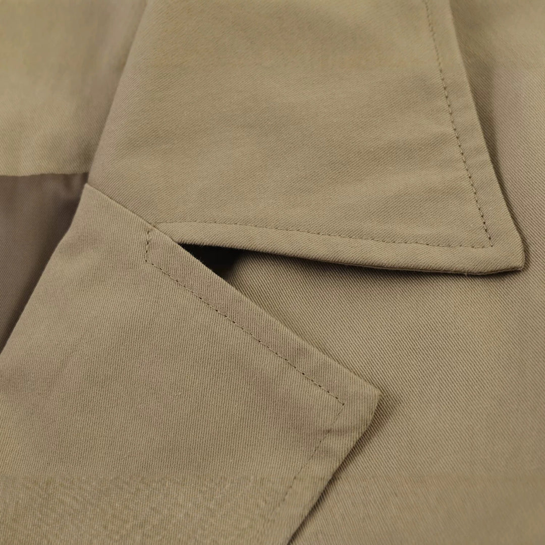 Damen Kurz geschnittener Cape‑Trench mit kastiger Silhouette und halblangen Ärmelriegeln Drune