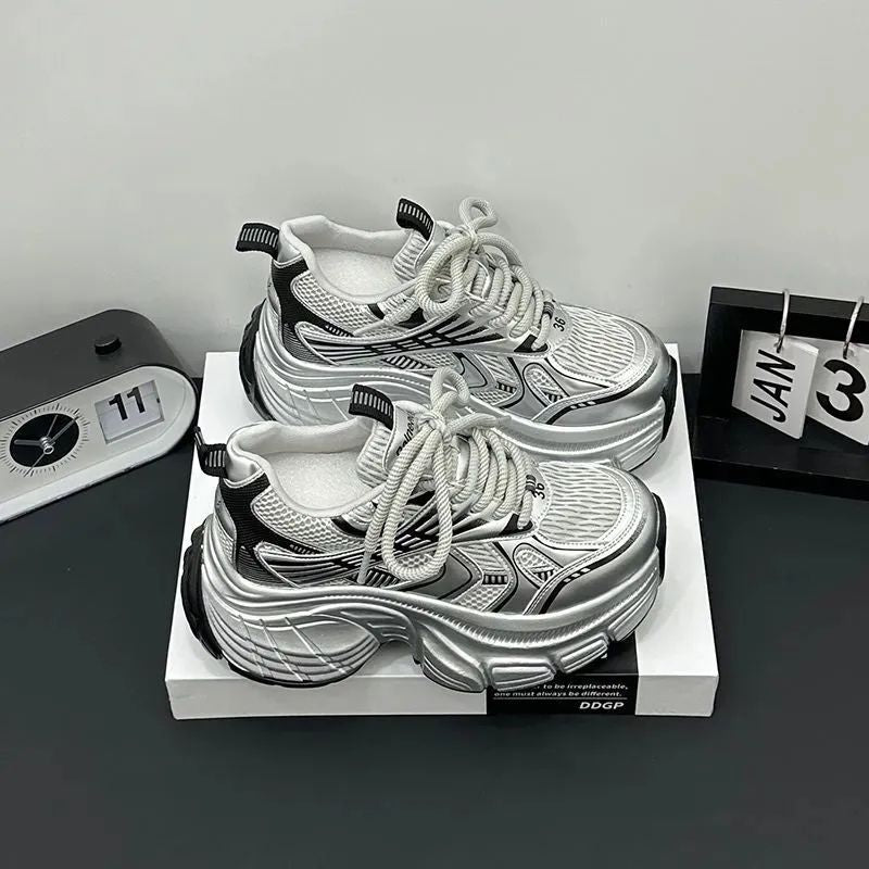 Damen Skulpturale Platform‑Sneaker mit extravaganter Wedgesohle Drune