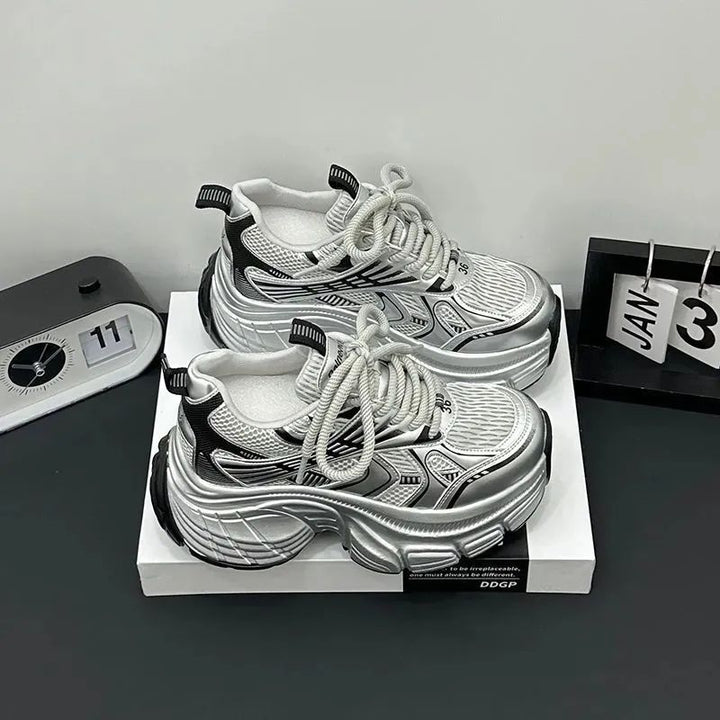 Damen Skulpturale Platform‑Sneaker mit extravaganter Wedgesohle Drune